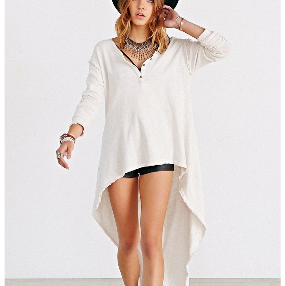 Maxi Henley Top